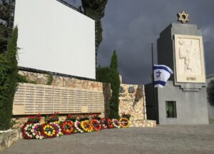 « Vingt ans après l’assassinat d’Ilan Halimi, la société française n’a pas encore pris conscience de l’ampleur de l’antisémitisme » : la tribune d’un collectif de responsables associatifs