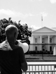 Nicolas Jabko, politiste : « Kevin Warsh, pressenti pour diriger la Fed, devra apaiser Donald Trump sans apparaître comme son pantin »