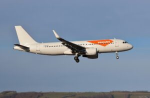EasyJet : les hôtesses et les stewards appelés à la grève en France le 6 avril, lundi de Pâques