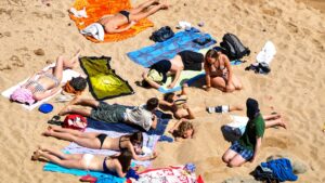 Vos projets de vacances sont-ils affectés par le contexte économique et social ou par la situation internationale ? Racontez-nous